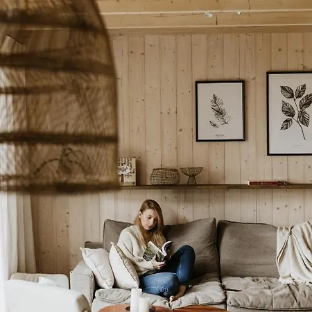 Semesterbostad Komorebi