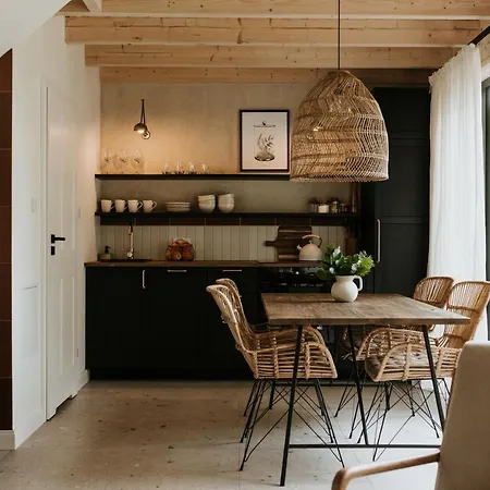 別荘 Komorebi Lubkowo